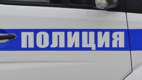 В Нязепетровске полицейские задержали подозреваемого в присвоении денег компании, осуществляющей пассажирские перевозки